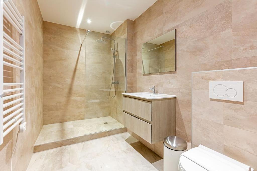 6pers#3 Bedrooms#2 Bathrooms#paris 19 *